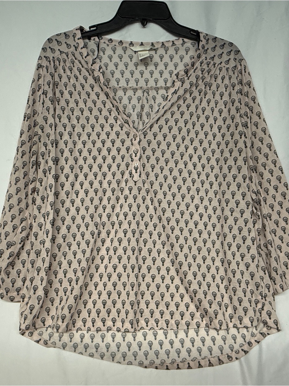 H&M Printed Hot Air Balloon 3/4 Sleeve Henley Top - Light Pink